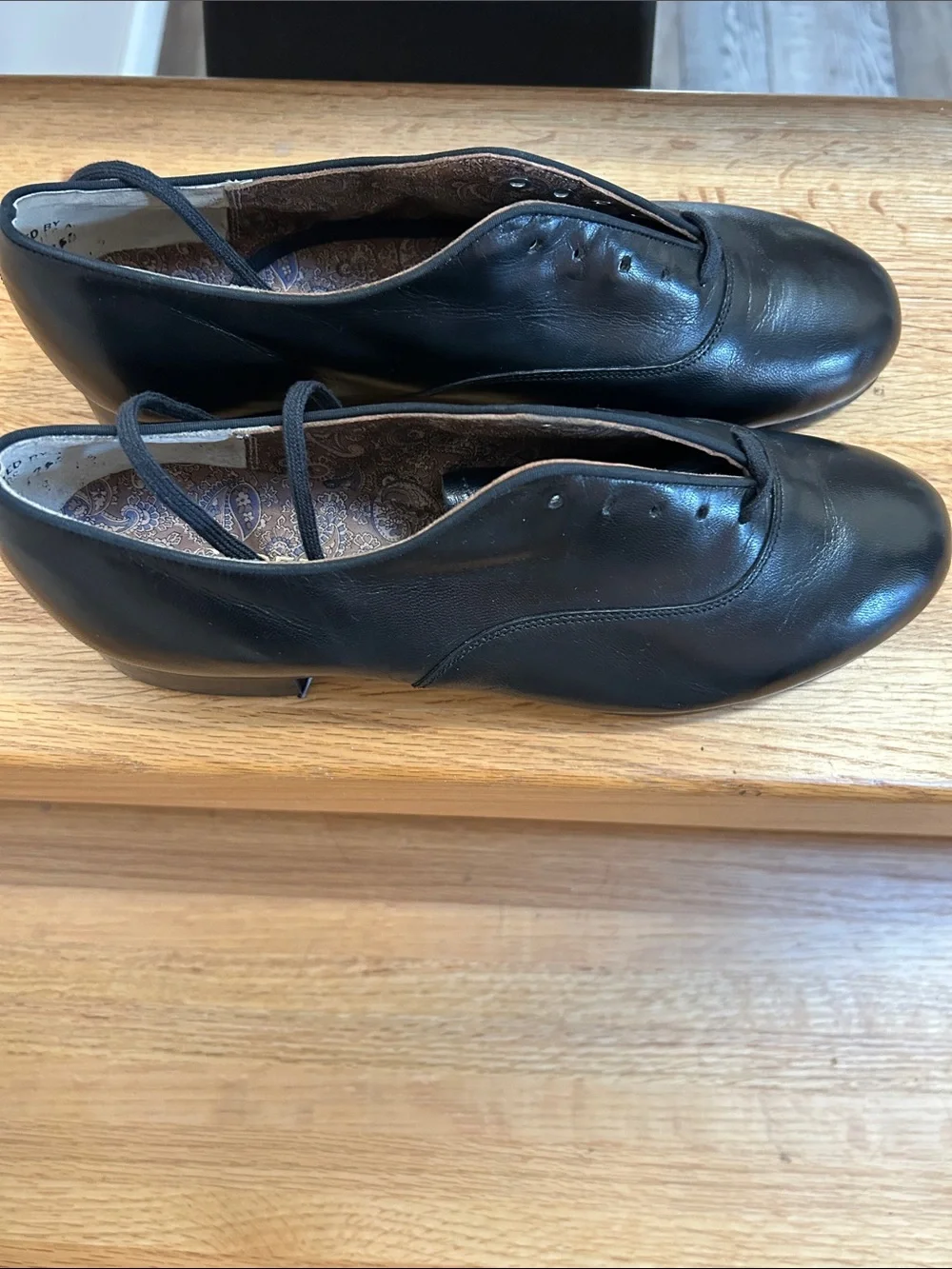 Capezio Black Leather Men’s Oxford Dance Shoes k360